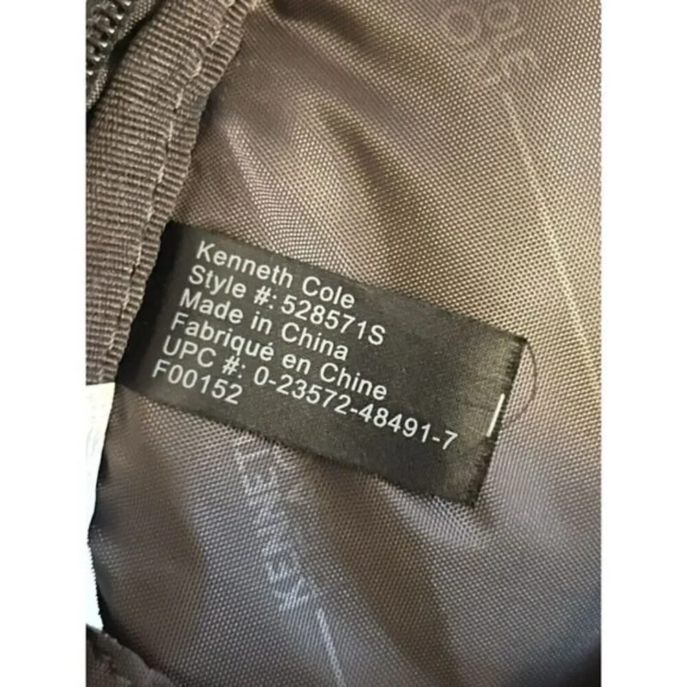 Kenneth Cole REACTION Risky Business Messenger Leather‎ Crossbody Laptop Bag 17